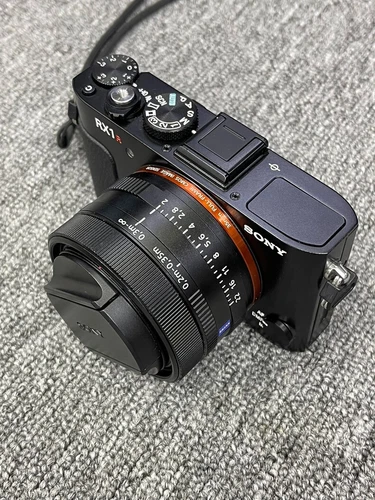 Sony Cyber-shot DSC-RX1 Full Flame 24.3MP Digital Camera SD Card,Battery,Charger - Picture 1 of 7