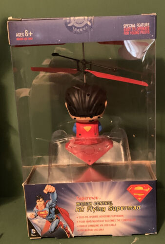 Superman Motion Control RC Flying Superman - Ages 8+ NEW - Picture 4 of 5