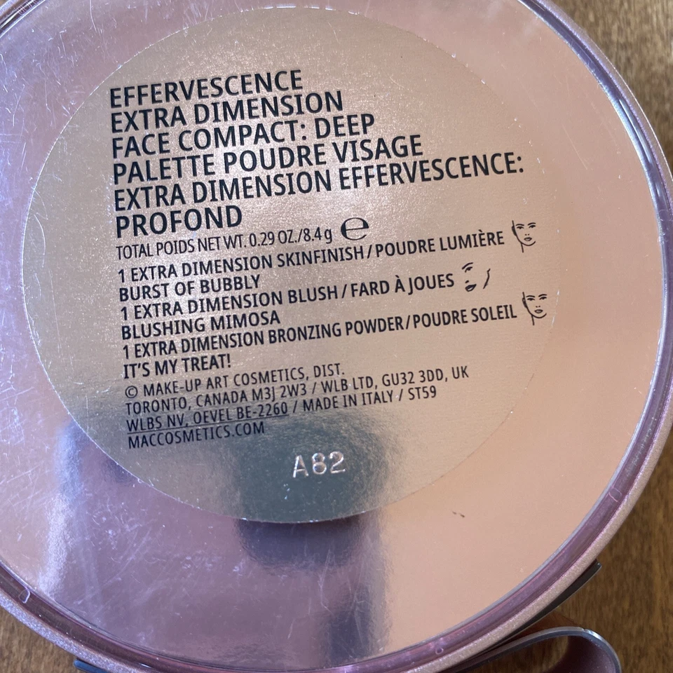 MAC EFFERVESCENCE Extra Dimension Face Compact MEDIUM 0.29 oz / 8.4 g NIB - Image 4 of 4