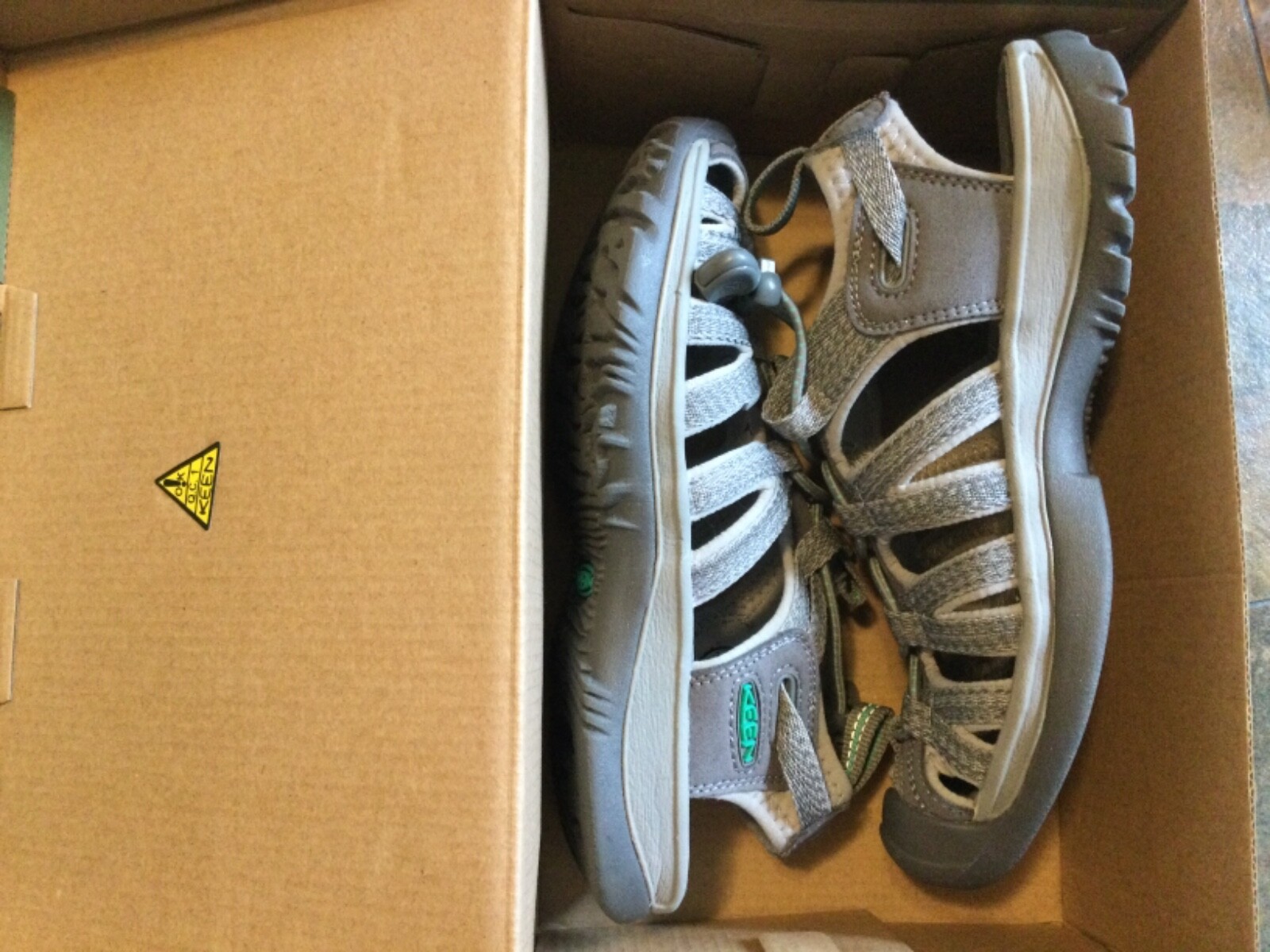 Nuove scarpe sandalo acqua KEEN Whisper grigio pavone blu acqua punta chiusa donna 6