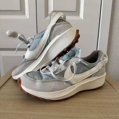 Nike Waffle Debut Sneakers Light Pumice Sail Photon Dust Women s size 8