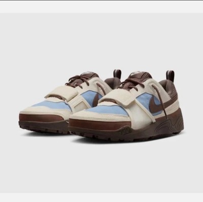 NIKE Zoom Field Jaxx x Travis Scott Leche Blue EU 44.5 