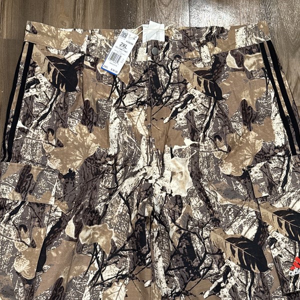Pants adidas Originals Camo Cargo con cremallera, corte holgado, talla 2XL, nuevo con etiqueta 4