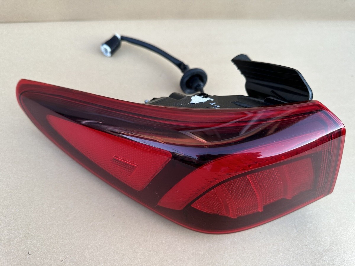 2022-2023 Hyundai Kona Outter LED Taillight, Left Driver 2022-2023 Hyundai Kona Outter LED Taillight, Left Driver