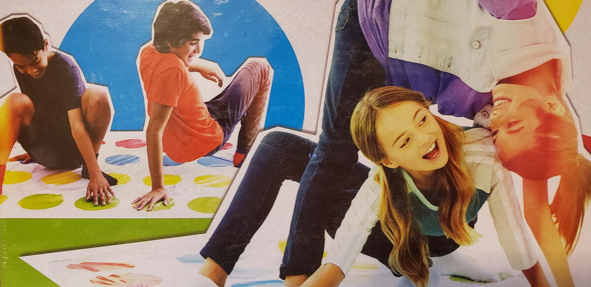 Hasbro Gaming Twister Game for Kids Ages 6 and Up