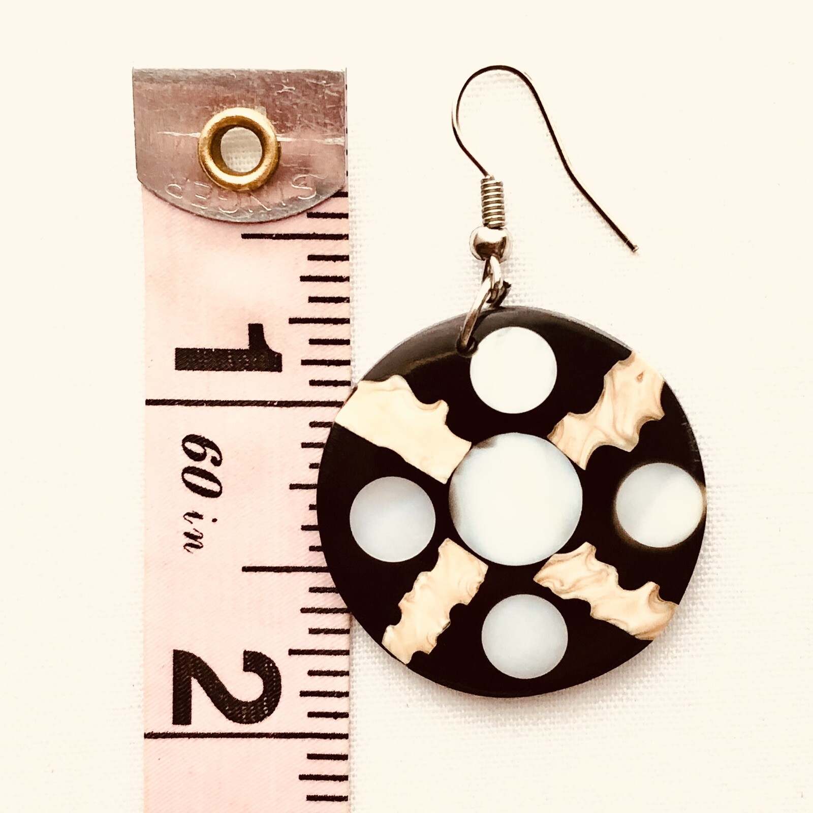 Shell Coin Dangle Earrings MOP Shell Chunky Gypsy… - image 9