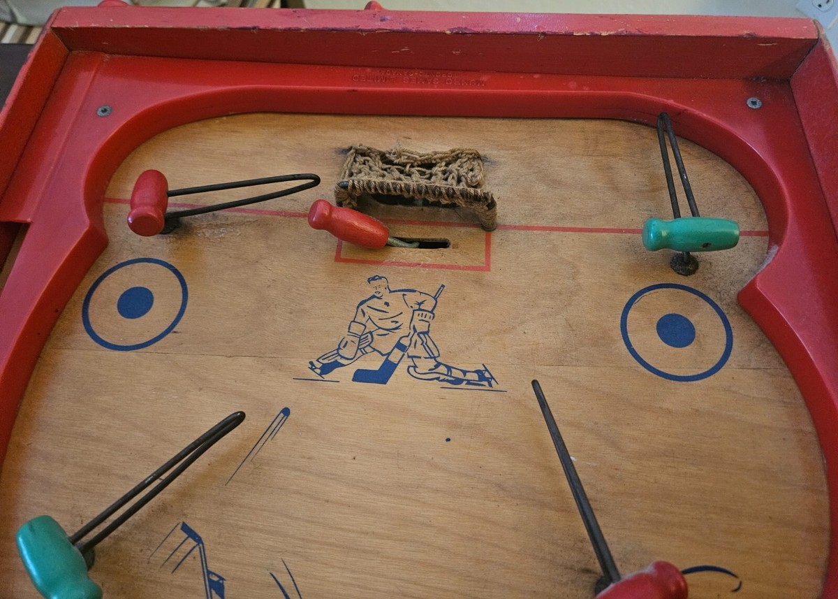Vintage 1950's Munro Table Top Hockey Game - Great Game Room Decor