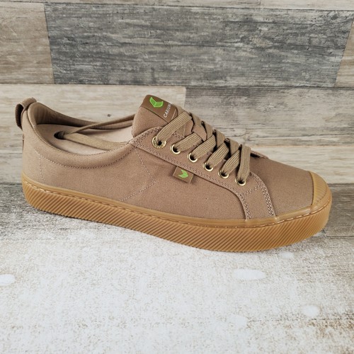 Cariuma OCA Low Shoes Mens 11 / Womens 12.5 Sand Gum Canvas Lace Up Sneakers