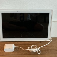 Skylight 15in WiFi Digital Photo Frame White LCD 8GB Wall Mountable