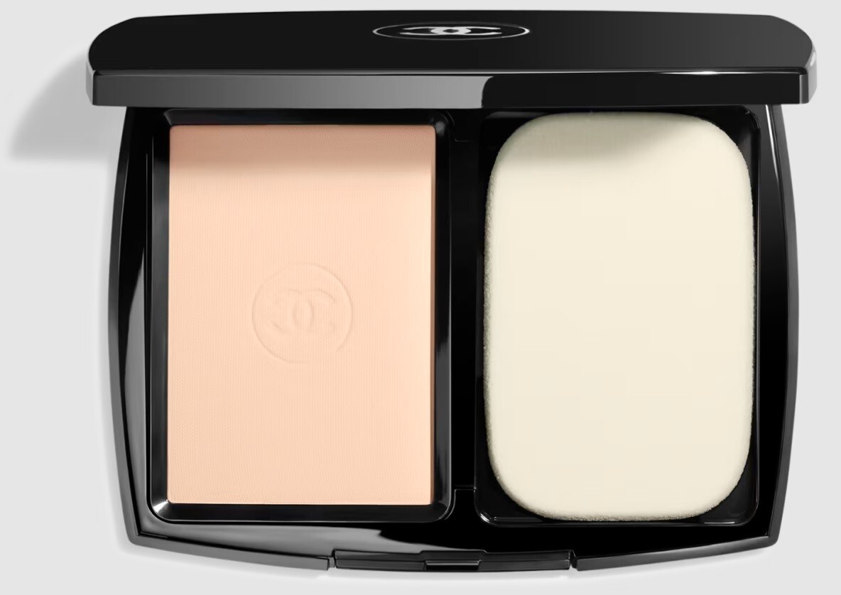 13 g. 0.45 oz Chanel Ultra Le Teint Compact Foundation (BR12