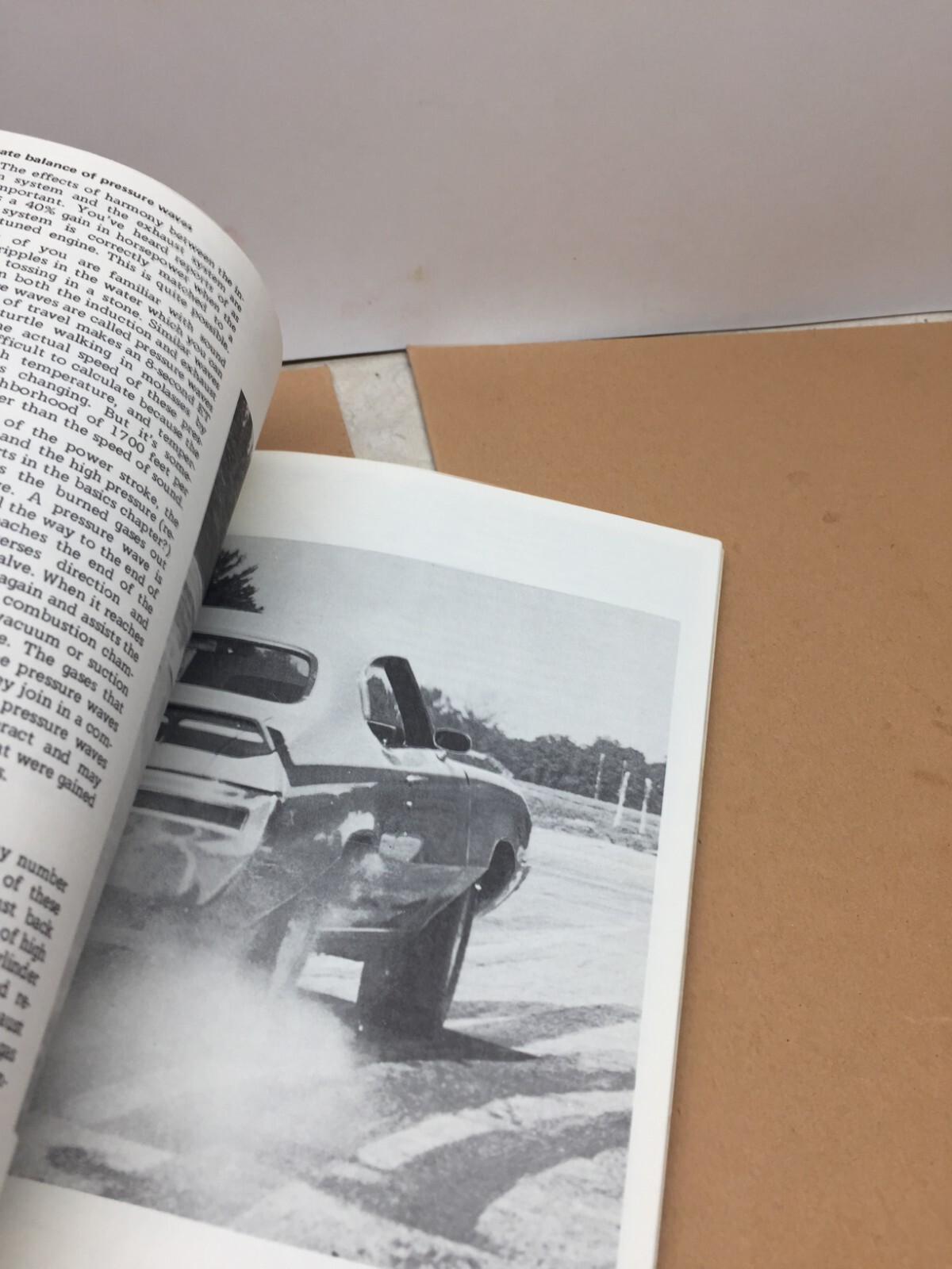 1973년 클래식 자동차 일러스트레이티드 에디션 고성능 모터 튜닝 가이드 3