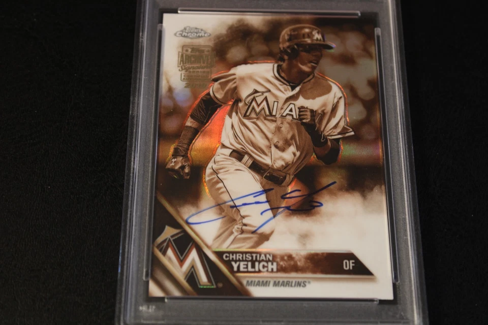 2021 - Topps Archives Signature-Sepia Ref-Auto-Christian Yelich 1/1 -PSA NM-MT 8 - Image 2 of 4