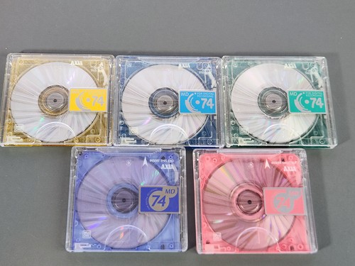 5 Used AXIA MiniDiscs Votrex Color series 74 min w Cases - Picture 2 of 2
