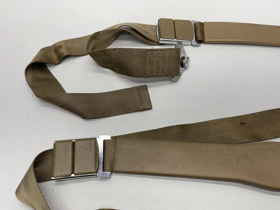 Ford Marauder Park Lane Fairlane 1960-1965 banco delantero cinturones de seguridad OEM Foto 3 de 4