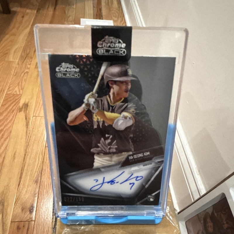 2021 Topps Chrome Black / Ha-Seong Kim / Padres / Autograph Refractor /150 Rook…