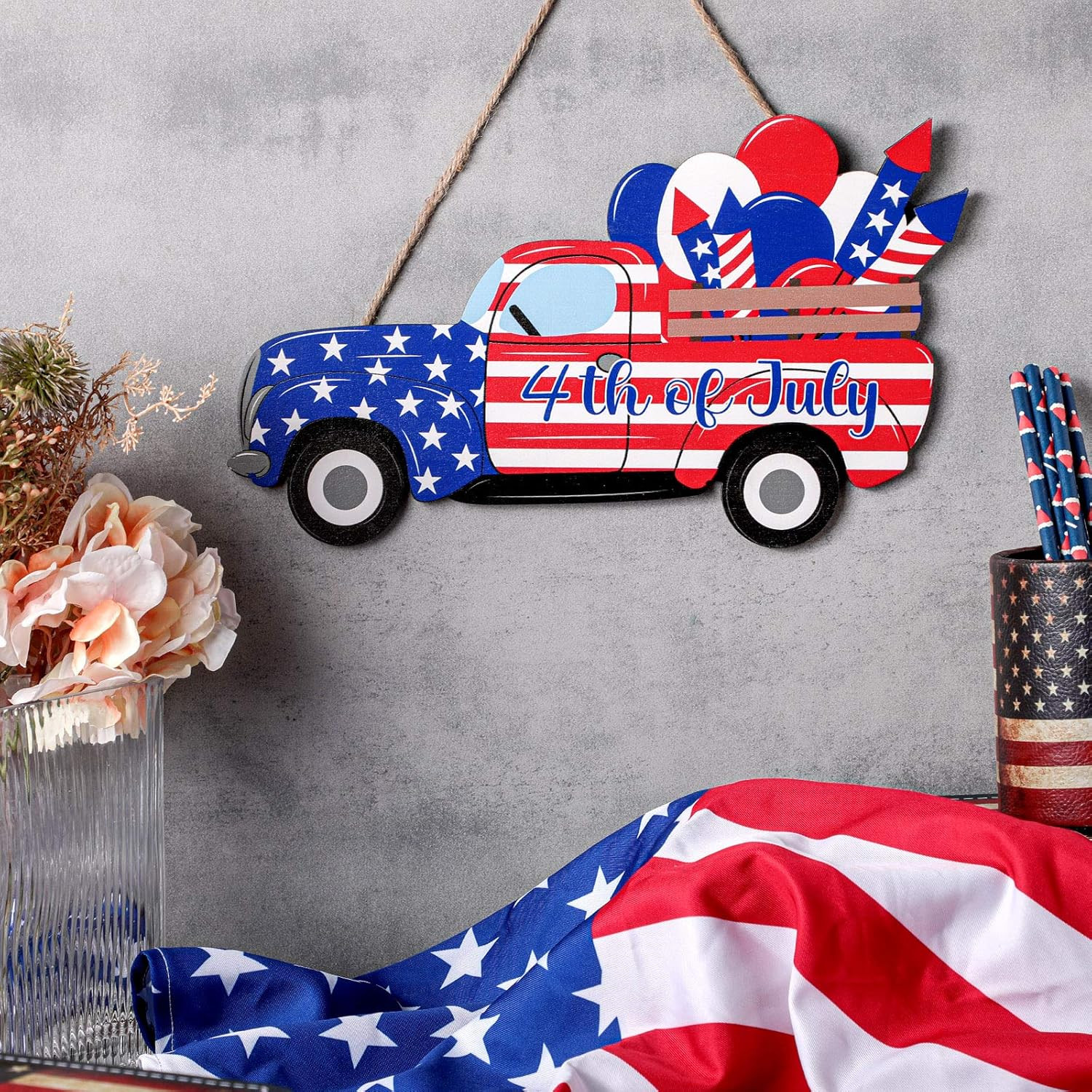 как выглядит 4Th of July Hanging Sign Independence Day Decoration American Flag Truck Decor D фото