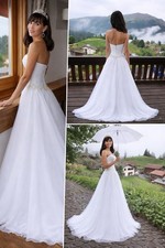 Elegantes Brautkleid A-Linie trägerlos Chiff...