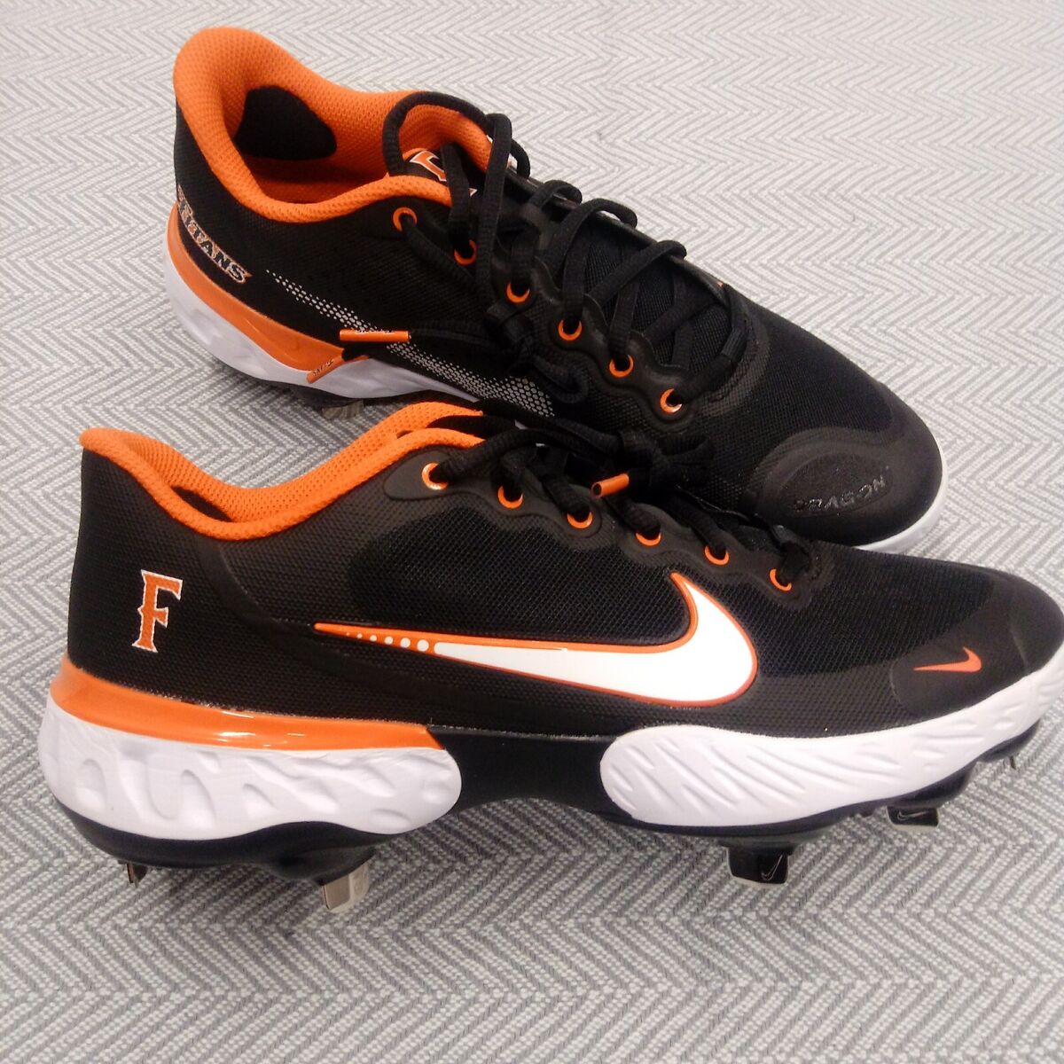 NIKE - 【日本未発売】NIKE Alpha Huarache Elite 27.5㎝ 日本未発売】NIKE Alpha Huarache Elite 27.5㎝