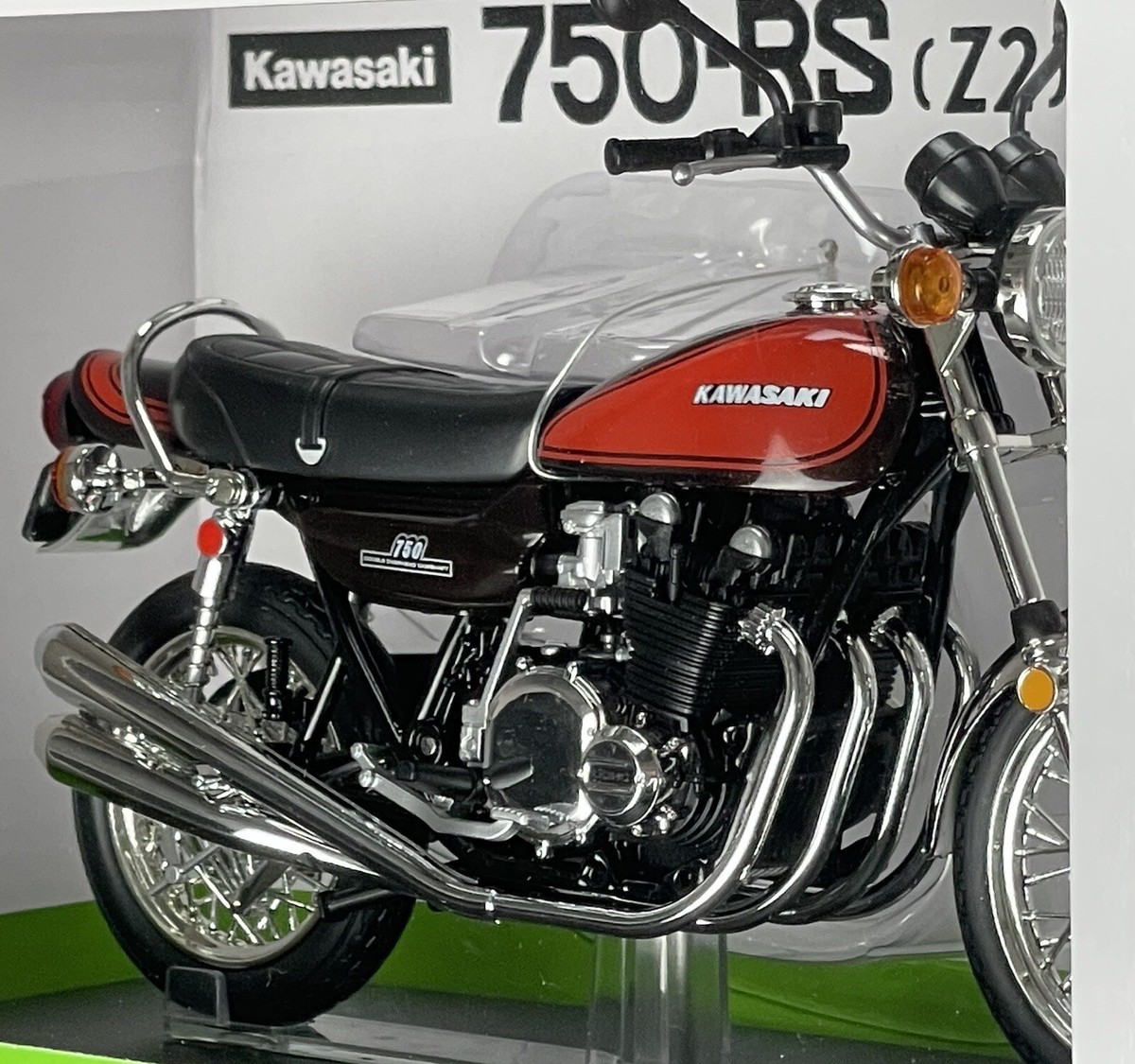 AOSHIMA 1:12 Diecast Motorcycle Kawasaki 750-RS Z2 Fireball