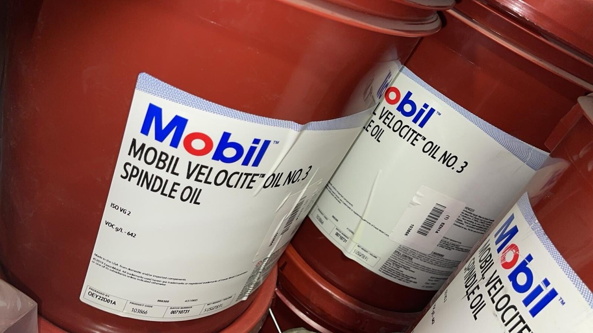 Mobil Velocite No. 3, Spindle Oil, (5 Gal. Pail) 103866 ***SALE 