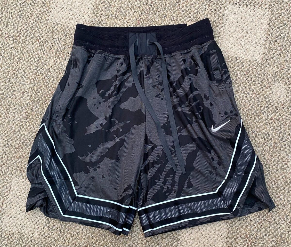 ウェア NIKE NEASE BASKETBALL TIMELOGO SIZE M 61RjZETG3jL._UF350,350_QL50_.jpg