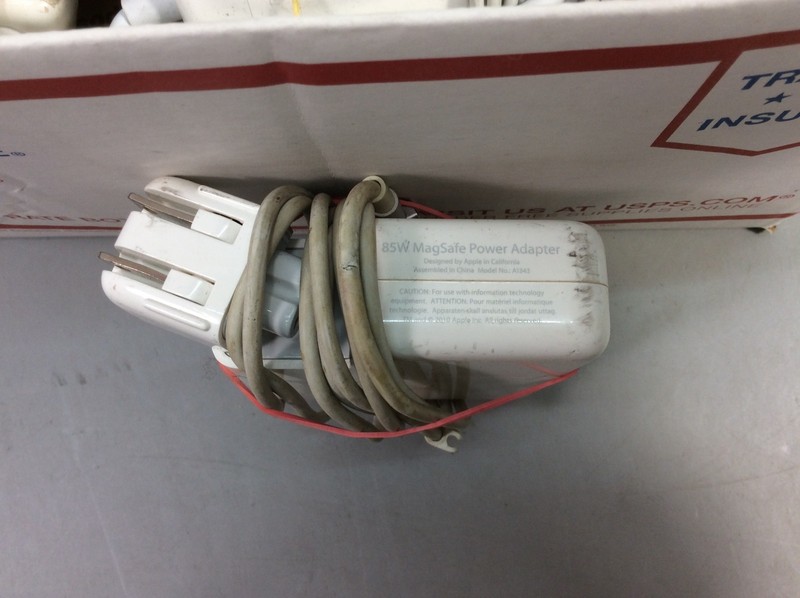 Lot 12 || Apple Power Adapters || 11 Units per Box