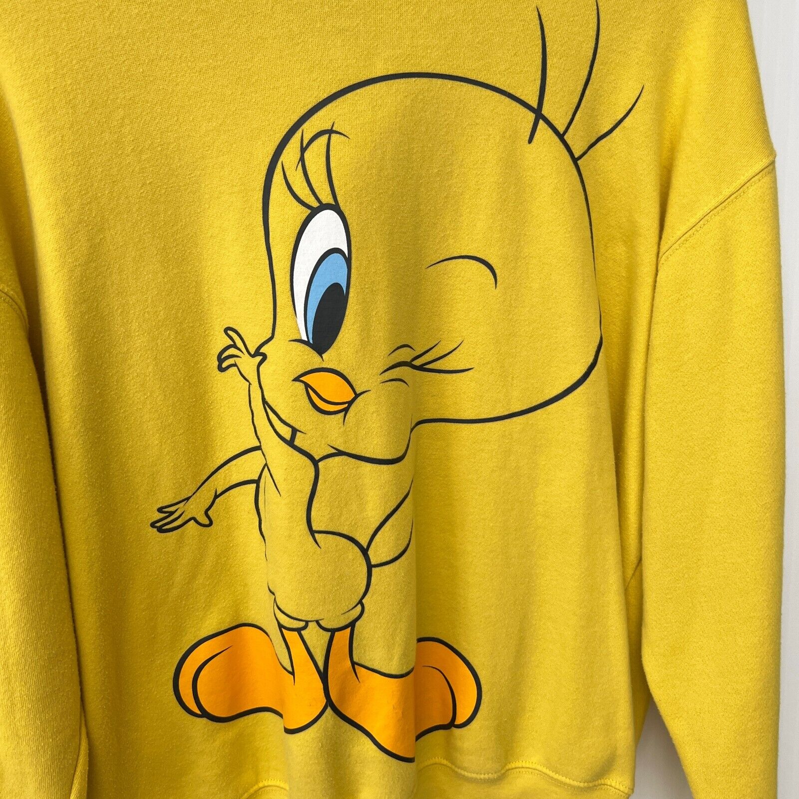 Looney Tunes Hoodie Womens Large Tweety Bird Crop Sweatshirt Yellow Wink  Cruise | eBay