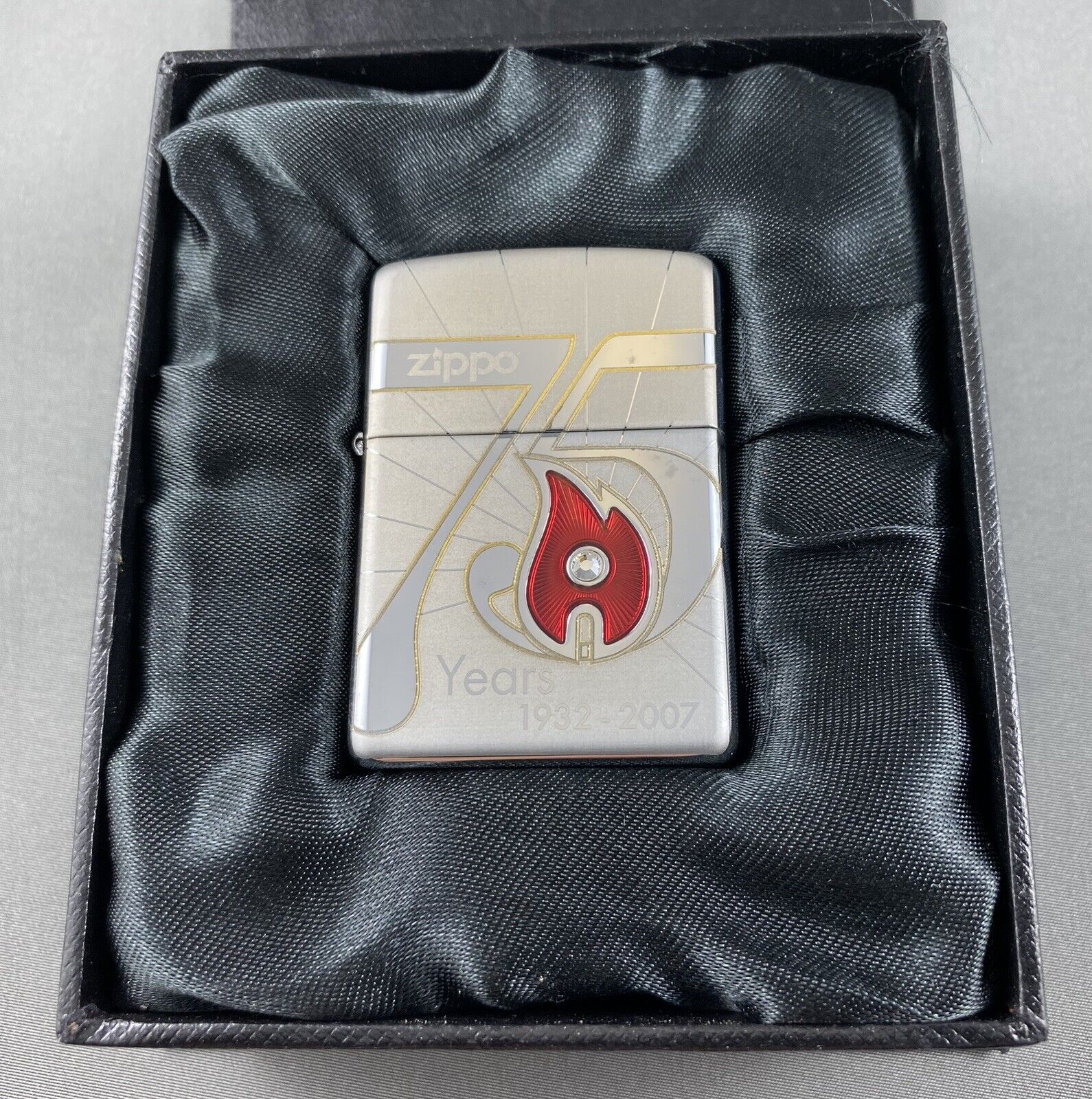 2007 Zippo 75th Anniversary - Canada Edition 1 of 1000 w/Swarovski Crystal