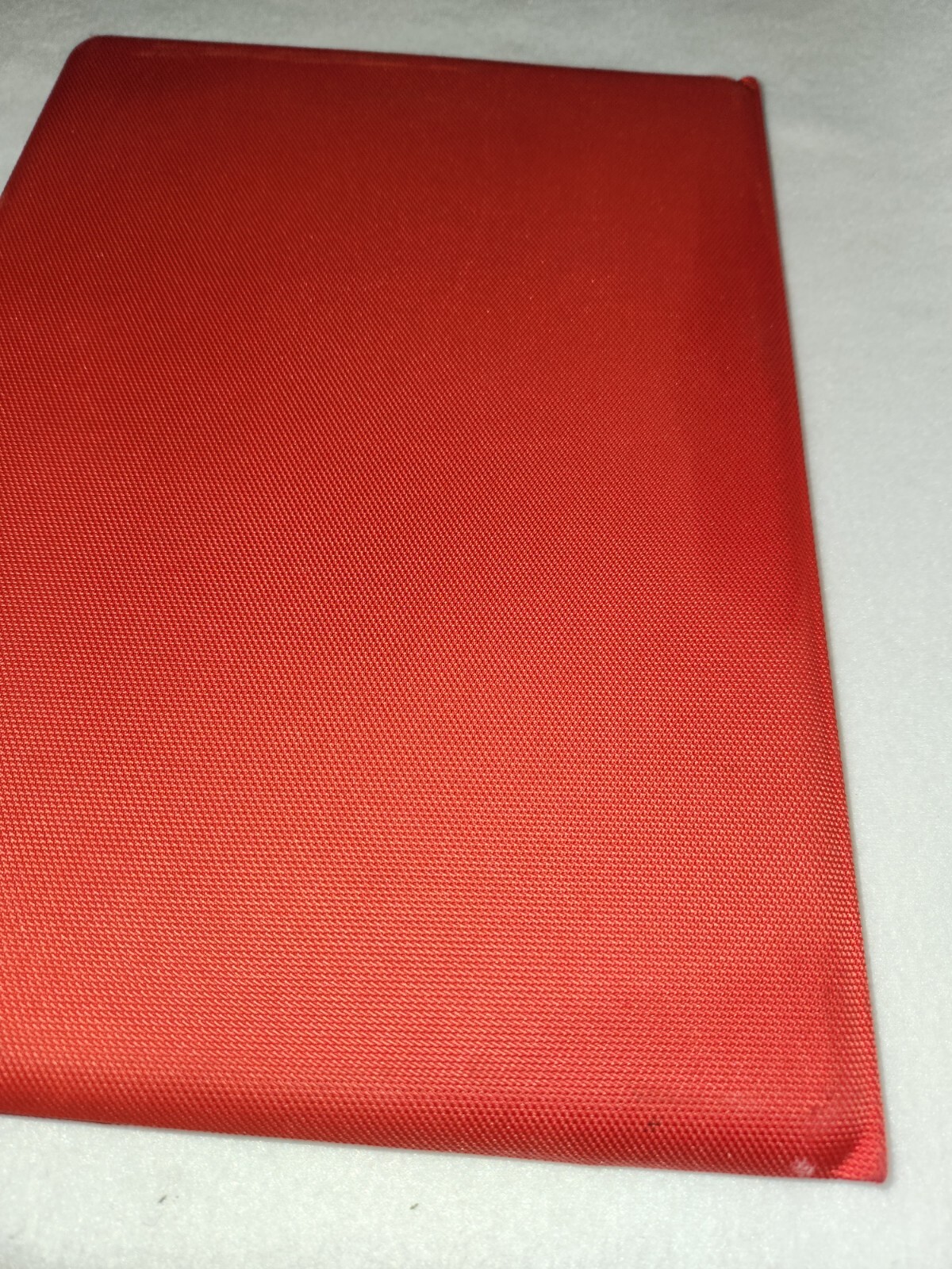 Logitech &lrm;IPAD Keyboard Case - Red
