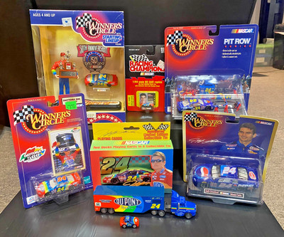 Mixed Lot Jeff Gordon 24 DuPont Pepsi NASCAR Winner s Circle Collectibles