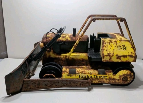 ✨VINTAGE✨ 1974/75  Mighty Tonka Dozer Bulldozer T-9 - PARTS OR REPAIR