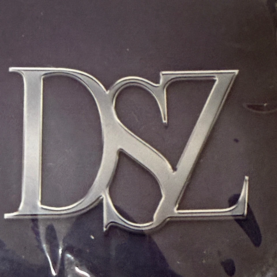 Paquete de 4 anillos de boda de silicona con banda de rodadura de neumáticos para hombre ajuste cómodo flexible talla 13 Foto 4 de 4