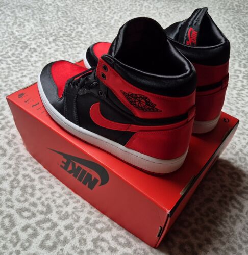 Womens Air Jordan 1 Retro Hi OG Size UK 8.5 Black University Red White B4 - Picture 5 of 21