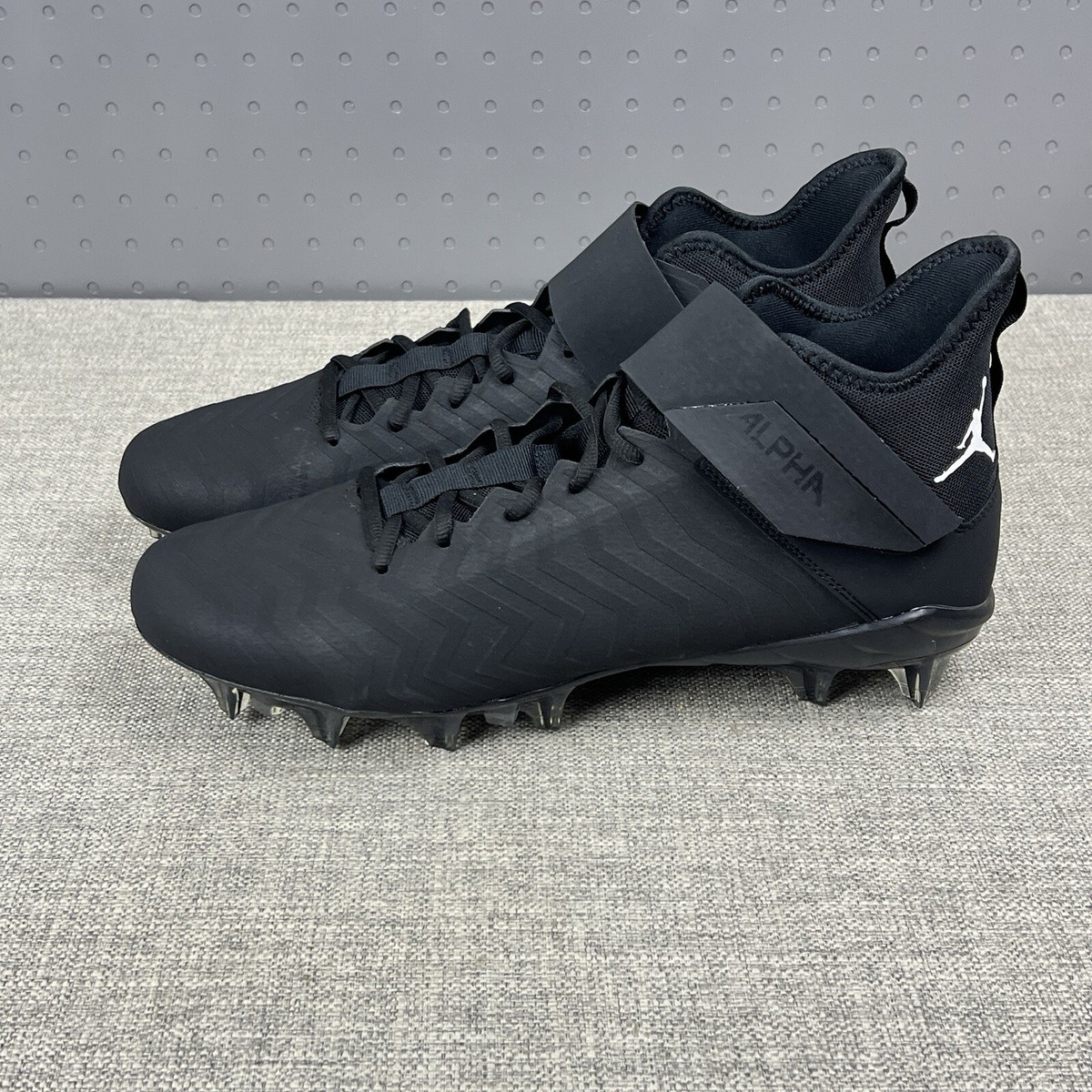 Nike Jordan Alpha Menace Pro 2 Mid Football Cleats Black CV1676