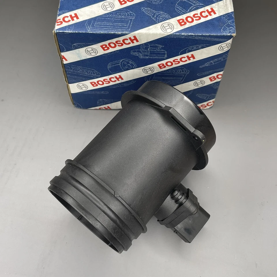 Sensor de flujo de masa de aire Bosch OE MAF para 04-06 BMW X5 545i 645Ci 745i 745Li 4,4 L Foto 4 de 4