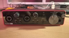 Focusrite Scarlett 2i2 3rd Gen USB Audio Inte...