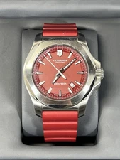 VICTORINOX INOX Men’s Swiss Quartz Watch Red Rubber Strap V241719 20ATM Ø43m