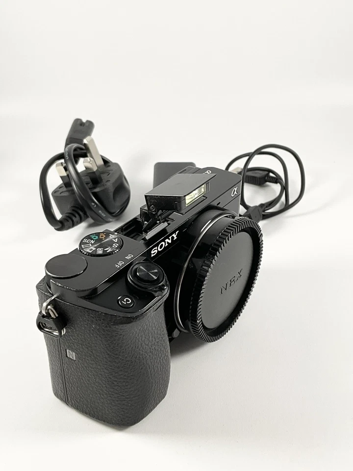 Sony Alpha 6000, photo 2 of 5