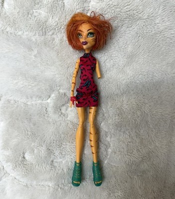 Monster High Freaky Field Trip Toralei Stripe Doll 