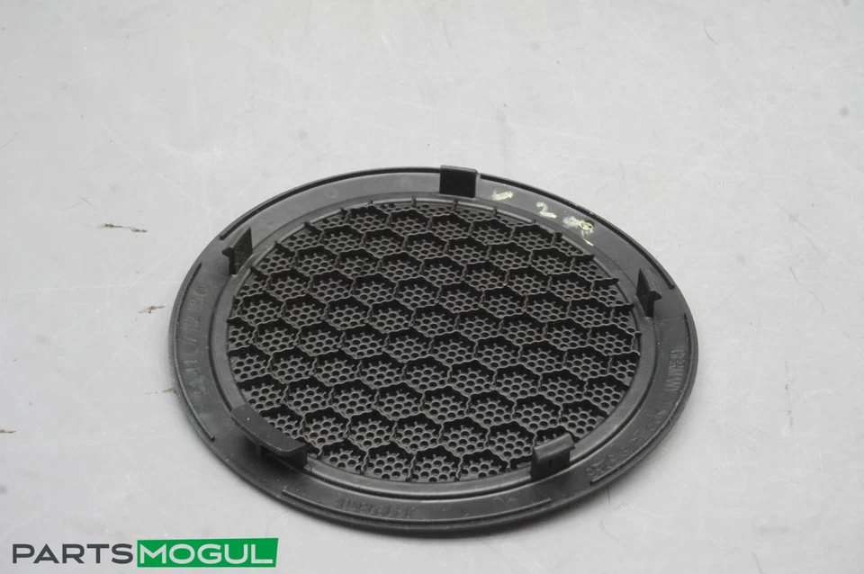 Оригинальная черная отделка крышки динамика задней панели BMW Z4 2003-2008 годов выпуска 51-41-7-112-115 - Изображение 4 из 4