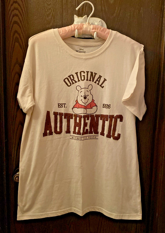Women's Disney Winnie the Pooh Sz L Original Authentic T-Shirt Exc Short Sleeve