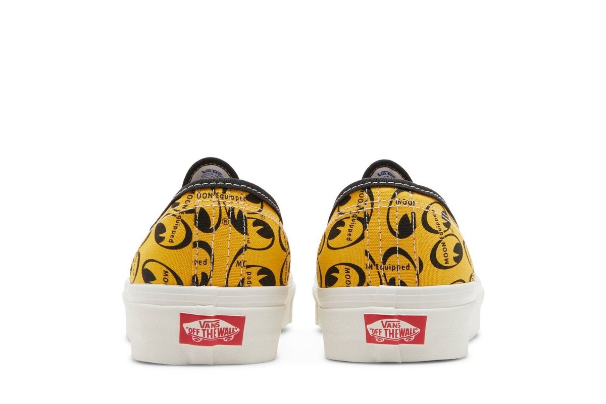Vans Mooneyes x Authentic 44 DX 'Anaheim Factory - Yellow