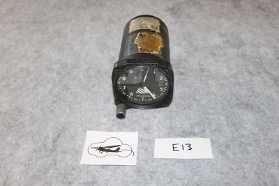 United Instruments Encoding Altimeter P/N 5035P2-P25
