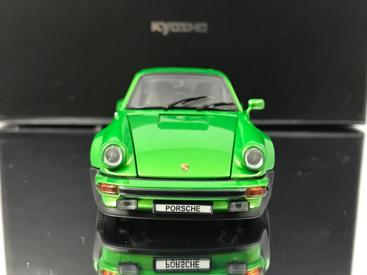 Kyosho Porsche 911 Turbo 1975 Metallic Green with Case and Kyosho Porsche 911 Turbo 1975 Metallic Green with Case and