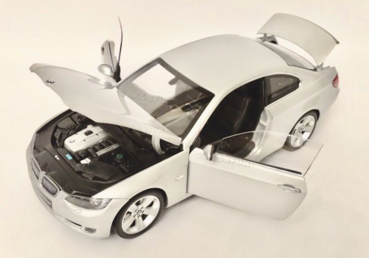 Kyosho Bmw 3-Series Sedan 1/18 Silver E90 | eBay Kyosho Bmw 3-Series Sedan 1/18 Silver E90 | eBay