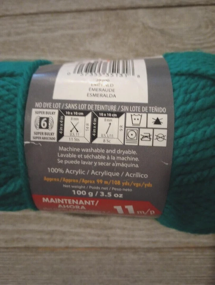 yarn Bernat softee chunky crochet knit emerald green #6 lot #26819 - Image 3 of 3