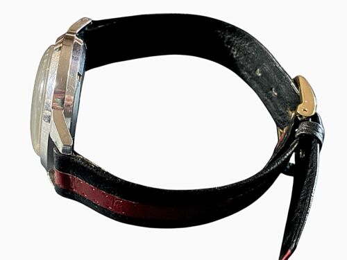 Vtg.RODANIA VINTAGE SS SCREWBACK 17J MANUAL WIND MILITARY DIAL runs well. - Picture 8 of 10