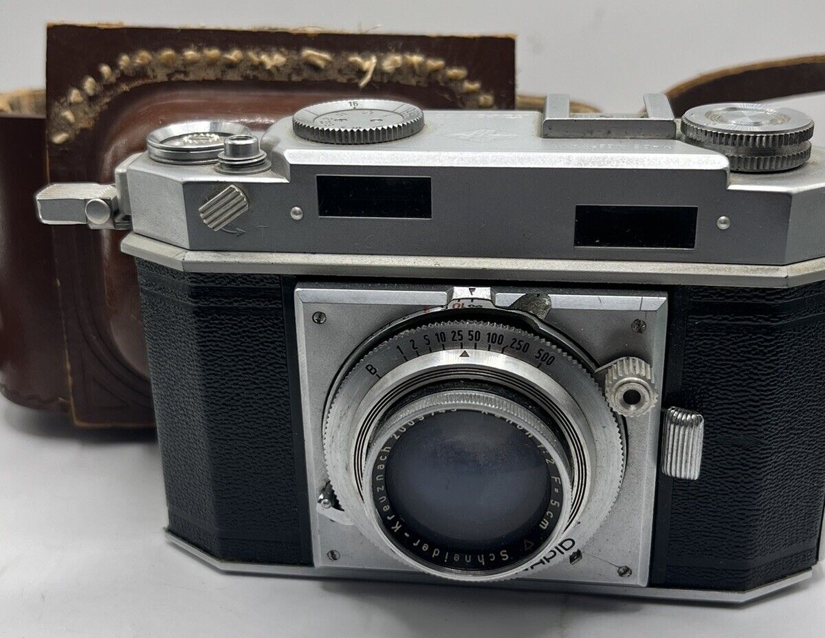 Vintage German Agfa Karat 30 35mm Camera With Case