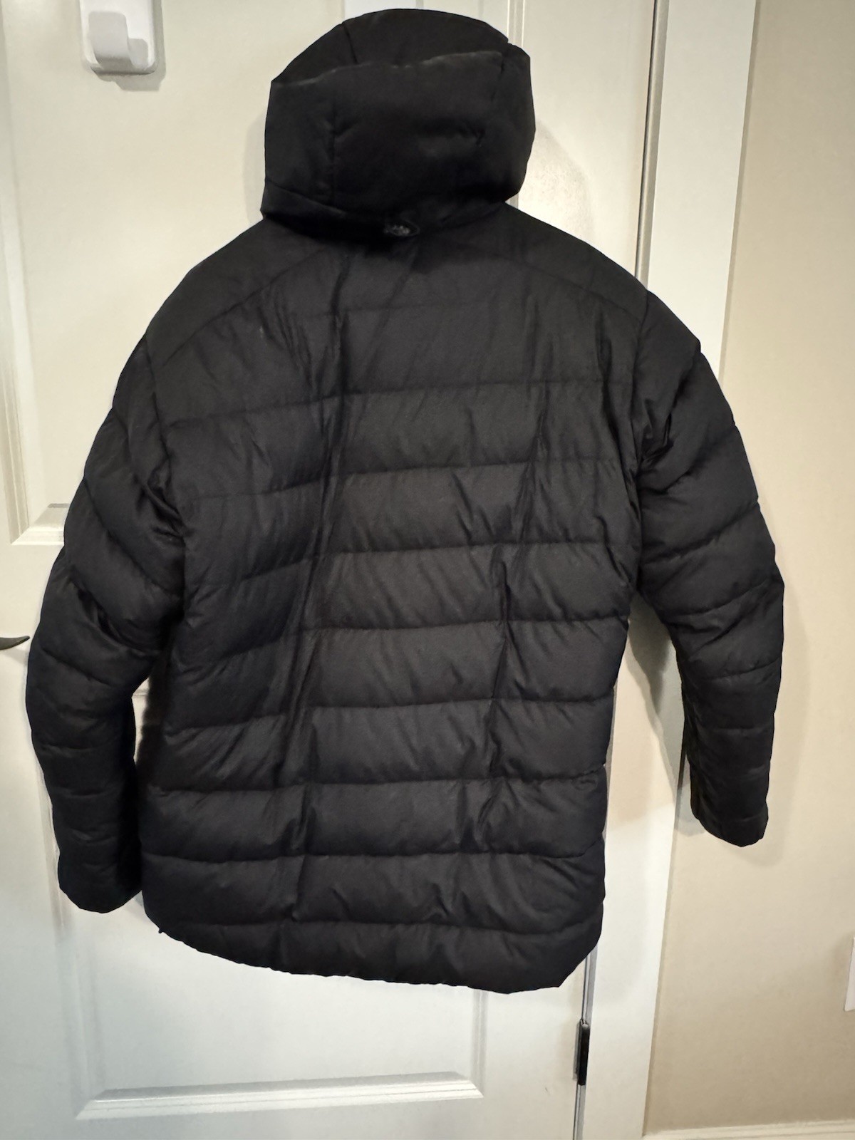 Arc'teryx Thorium SV Men's Black Hoody Medium - Like New Warmth image 4