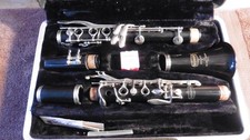 Vintage Bundy Selmer Resonite Clarinet Great Condition with Case